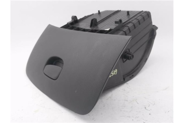 Recambio de guantera salpicadero para renault clio iv 1.2 expression referencia OEM IAM 681087227R  