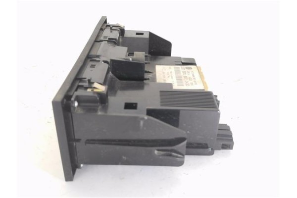 Recambio de mandos climatizador para audi a2 (8z) 1.6 fsi referencia OEM IAM 8Z0820043D  