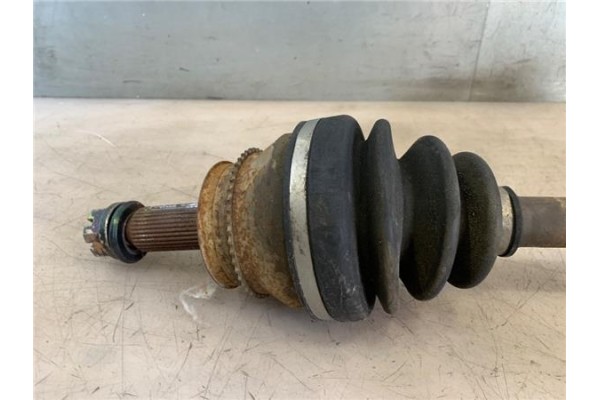 Recambio de palier trasero izquierdo para mitsubishi montero (v60/v70) 3.2 di-d (v68w, v78w) referencia OEM IAM MR528647  