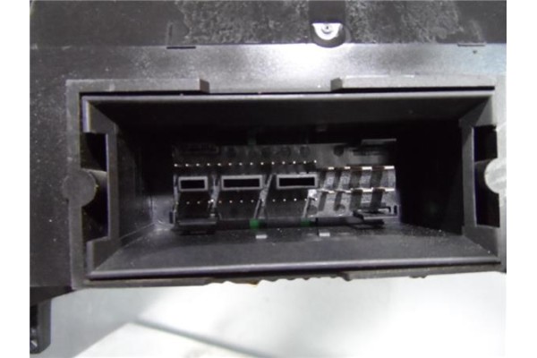 Recambio de cuadro completo para skoda octavia berlina (1z3) 2.0 tdi 16v referencia OEM IAM 1Z0920810E V3564436 