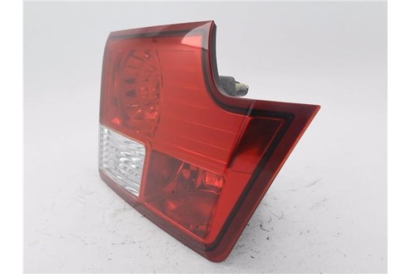 Recambio de piloto porton trasero izquierdo para ssangyong kyron 2.0 200 xdi referencia OEM IAM 8360309  