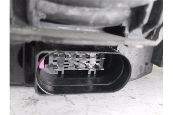 Recambio de faro delantero dcho para audi a4 berlina (8e) 2.0 tdi (dpf) (125kw) referencia OEM IAM 8E0941004AJ 0301219202 