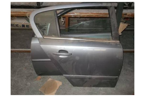 Recambio de puerta trasero derecha para opel astra h berlina (2004) 1.7 cdti referencia OEM IAM   