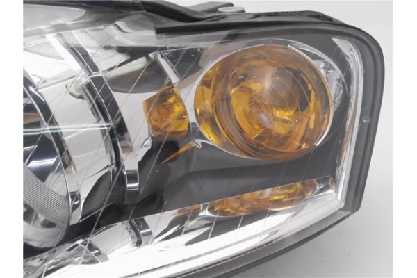 Recambio de faro delantero izquierdo para audi a4 berlina (8e) 2.0 tdi (dpf) (125kw) referencia OEM IAM 8E0941003AJ 0301219201 