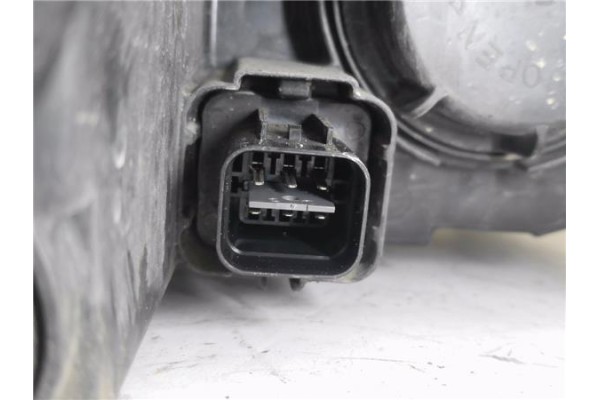 Recambio de faro delantero izquierdo para ssangyong kyron 2.0 200 xdi referencia OEM IAM 1080904  