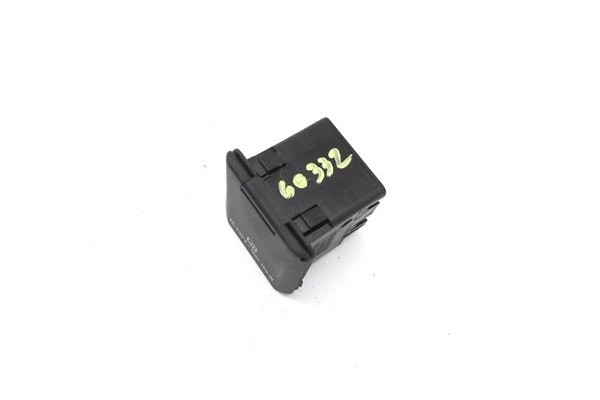 Recambio de toma corriente para opel mokka 1.7 excellence referencia OEM IAM 13280254 544970085 