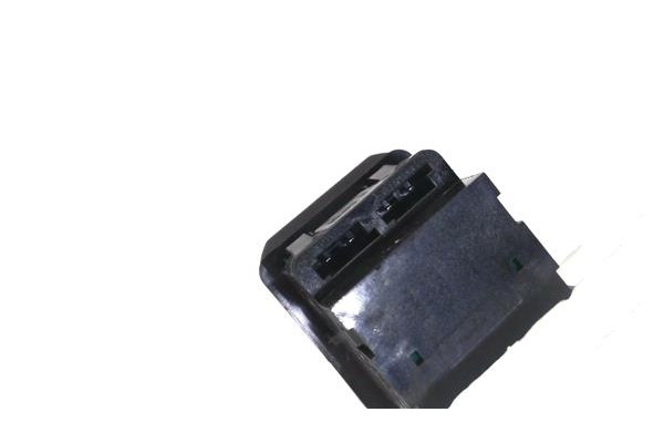 Recambio de toma corriente para opel mokka 1.7 excellence referencia OEM IAM 13280254 544970085 