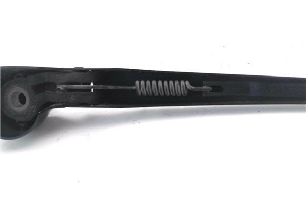 Recambio de brazo limpiaparabrisas trasero para volkswagen golf iv berlina (1j1) 1.6 referencia OEM IAM 1J6955707A  