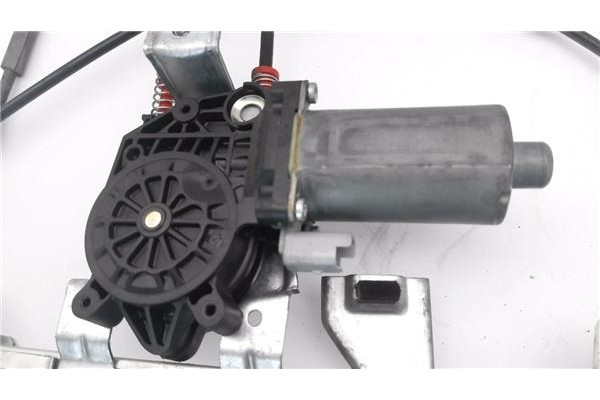 Recambio de mecanismo elevalunas delantero derecho para citroen berlingo combi 1.6 hdi 90 referencia OEM IAM 0130821762  