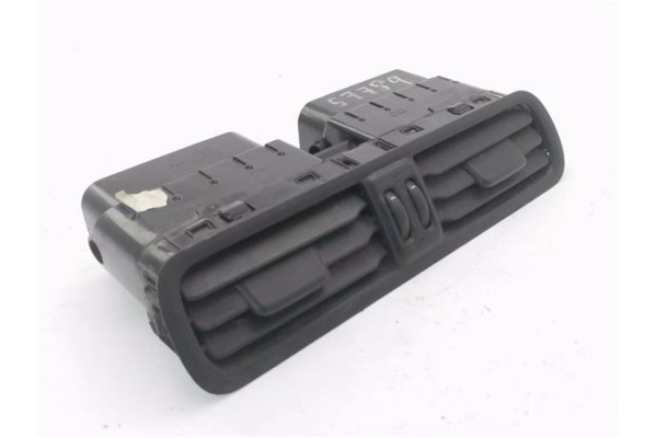 Recambio de rejilla entrada de aire para fiat iii panda (319) 1.2 lpg (312pxa1a) referencia OEM IAM 735597681  