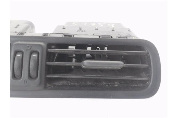 Recambio de rejilla entrada de aire para fiat iii panda (319) 1.2 lpg (312pxa1a) referencia OEM IAM 735597681  