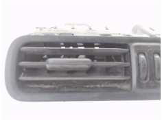Recambio de rejilla entrada de aire para fiat iii panda (319) 1.2 lpg (312pxa1a) referencia OEM IAM 735597681  