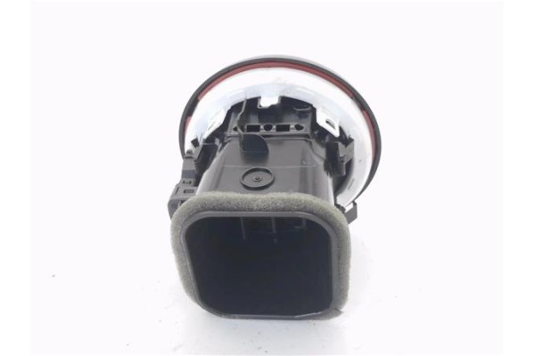 Recambio de rejilla entrada de aire para seat ibiza (kj1) 1.0 fr referencia OEM IAM 6F0819204J  