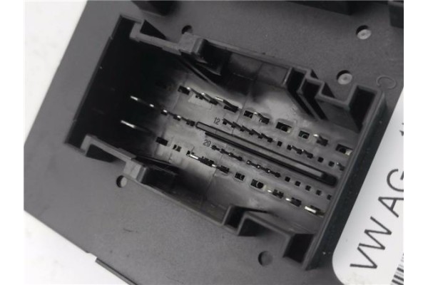 Recambio de modulo electronico para volkswagen golf vi (5k1) 1.6 advance referencia OEM IAM 1K0937086H 5DK00965306 