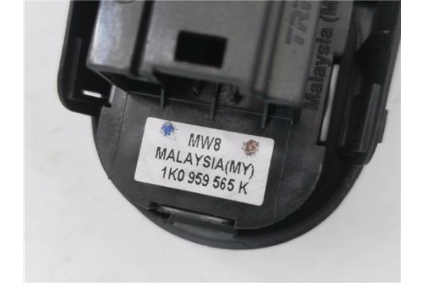 Recambio de mando elevalunas delantero izquierdo para volkswagen golf vi (5k1) 1.6 advance referencia OEM IAM 5K0867255A 1K09595