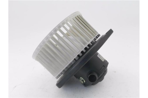 Recambio de motor calefaccion para ssangyong kyron 2.0 200 xdi referencia OEM IAM 40510442  
