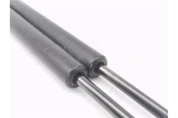 Recambio de amortiguador porton para ssangyong kyron 2.0 200 xdi referencia OEM IAM 7145009000  