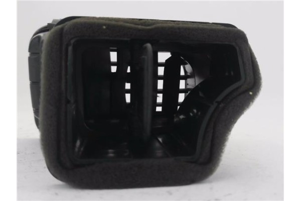 Recambio de rejilla entrada de aire para volkswagen golf vi (5k1) 1.4 advance referencia OEM IAM 5K0819703K 5K0819709D 