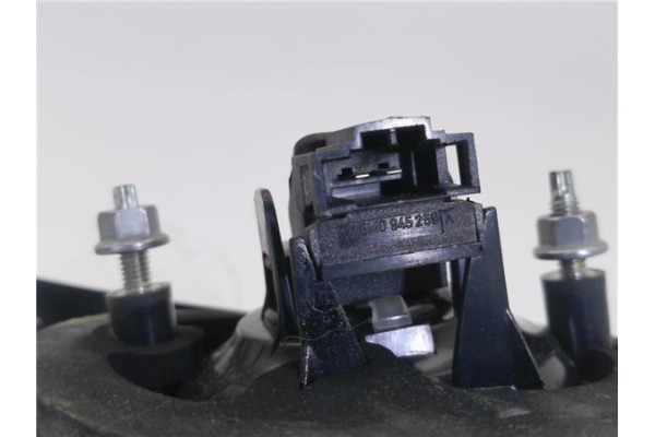 Recambio de piloto porton trasero izquierdo para volkswagen golf v plus (5m1) 2.0 tdi 16v referencia OEM IAM 5M0945093J 89035269