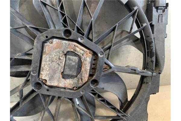 Recambio de electroventilador para bmw serie 5 touring (e61) 3.0 530d referencia OEM IAM 1742778982404 10213518 