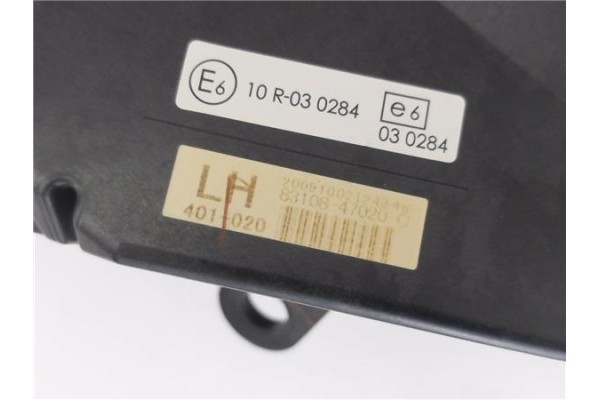 Recambio de pantalla para toyota prius (zvw30) 1.8 hybrid referencia OEM IAM 8310847020 766491360 
