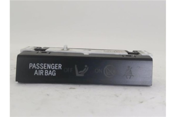 Recambio de interruptor airbag acompañante para toyota prius (zvw30) 1.8 hybrid referencia OEM IAM 8315047030  