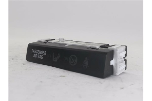 Recambio de interruptor airbag acompañante para toyota prius (zvw30) 1.8 hybrid referencia OEM IAM 8315047030  