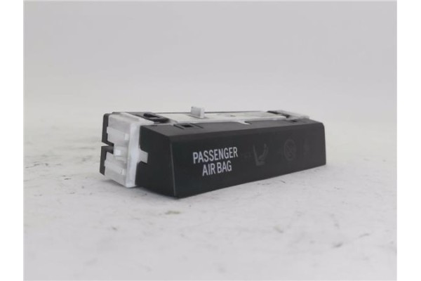 Recambio de interruptor airbag acompañante para toyota prius (zvw30) 1.8 hybrid referencia OEM IAM 8315047030  