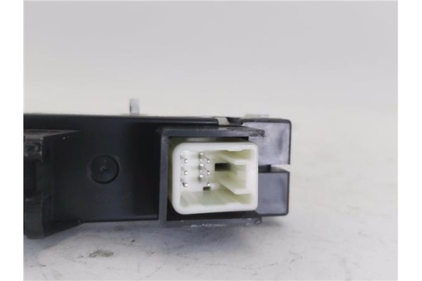 Recambio de interruptor airbag acompañante para toyota prius (zvw30) 1.8 hybrid referencia OEM IAM 8315047030  