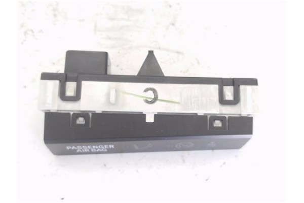 Recambio de interruptor airbag acompañante para toyota prius (zvw30) 1.8 hybrid referencia OEM IAM 8315047030  