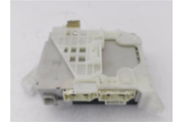 Recambio de bsi para toyota prius (zvw30) 1.8 hybrid referencia OEM IAM 8922147110 50112324 