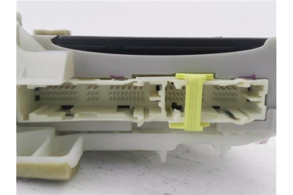 Recambio de bsi para toyota prius (zvw30) 1.8 hybrid referencia OEM IAM 8922147110 50112324 