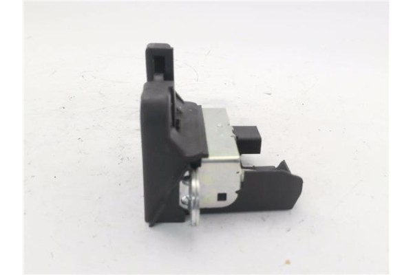 Recambio de cerradura porton para volkswagen golf vi (5k1) 1.4 advance referencia OEM IAM 5K0827505A  