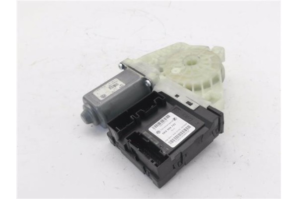 Recambio de motor elevalunas delantero izquierdo para volkswagen golf vi (5k1) 1.4 advance referencia OEM IAM 5K0959701D 5K09597