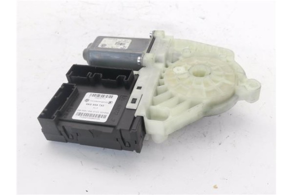 Recambio de motor elevalunas delantero izquierdo para volkswagen golf vi (5k1) 1.4 advance referencia OEM IAM 5K0959701D 5K09597