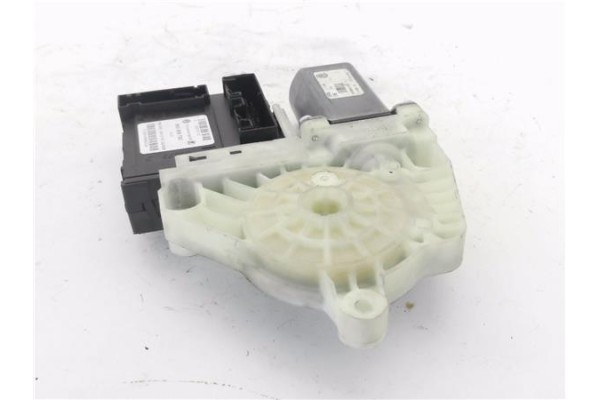 Recambio de motor elevalunas delantero izquierdo para volkswagen golf vi (5k1) 1.4 advance referencia OEM IAM 5K0959701D 5K09597
