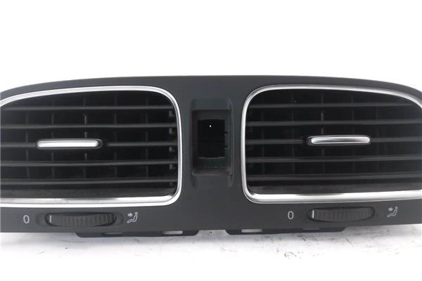 Recambio de rejilla entrada de aire para volkswagen golf vi (5k1) 1.6 advance referencia OEM IAM 5K0819728 5K0815735 