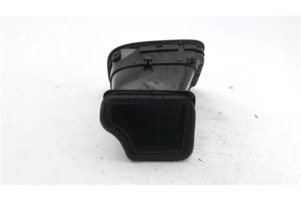 Recambio de rejilla entrada de aire para volkswagen golf vi (5k1) 1.6 advance referencia OEM IAM 5K0819703 5K0819709 