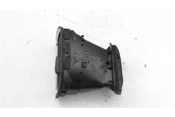 Recambio de rejilla entrada de aire para volkswagen golf vi (5k1) 1.6 advance referencia OEM IAM 5K0819703 5K0819709 