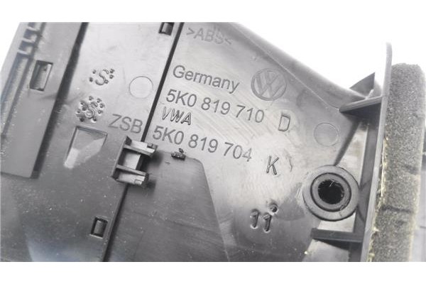 Recambio de rejilla entrada de aire para volkswagen golf vi (5k1) 1.6 advance referencia OEM IAM 5K0819703 5K0819709 