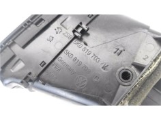 Recambio de rejilla entrada de aire para volkswagen golf vi (5k1) 1.6 advance referencia OEM IAM 5K0819710D 5K0819704K 
