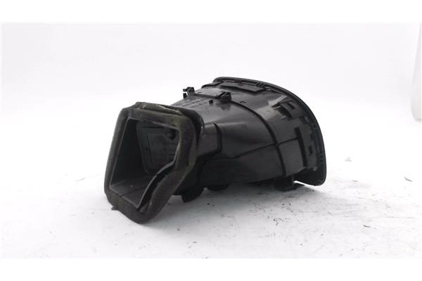 Recambio de rejilla entrada de aire para volkswagen golf vi (5k1) 1.6 advance referencia OEM IAM 5K0819710D 5K0819704K 