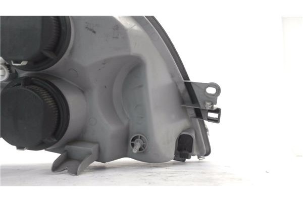 Recambio de faro delantero izquierdo para renault master iii furgón (hd, fd) 3.0 dci 140 (hd0s, fd0s, hd1s) referencia OEM IAM 0