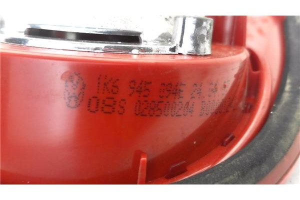 Recambio de piloto interior derecho para volkswagen golf v (1k1) 2.0 gti referencia OEM IAM 1K6945094E  