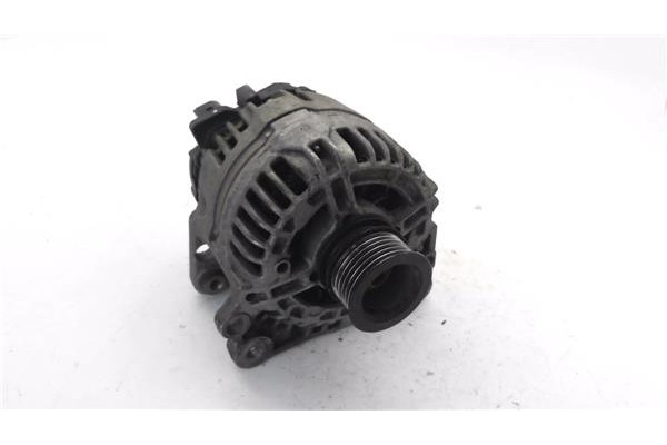 Recambio de alternador para volkswagen polo iv (9n1) 1.4 16v referencia OEM IAM 037903025M 0124325013 