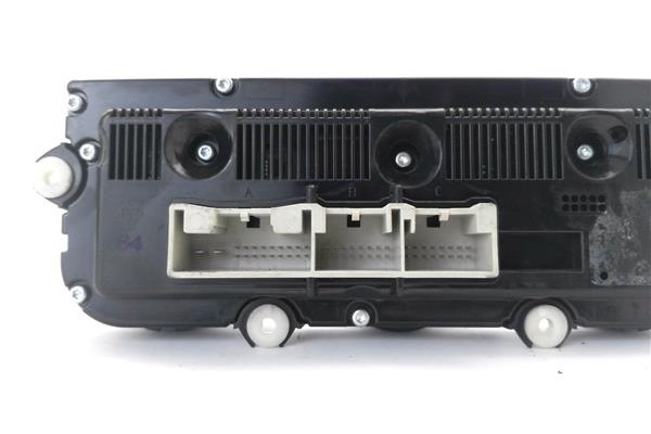 Recambio de mandos calefaccion / a.a. para volkswagen golf v plus (5m1) 2.0 tdi 16v referencia OEM IAM 74641450  