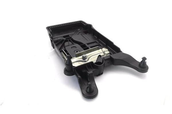 Recambio de soporte bateria para seat ibiza (kj1) 1.0 fr referencia OEM IAM 2821005  