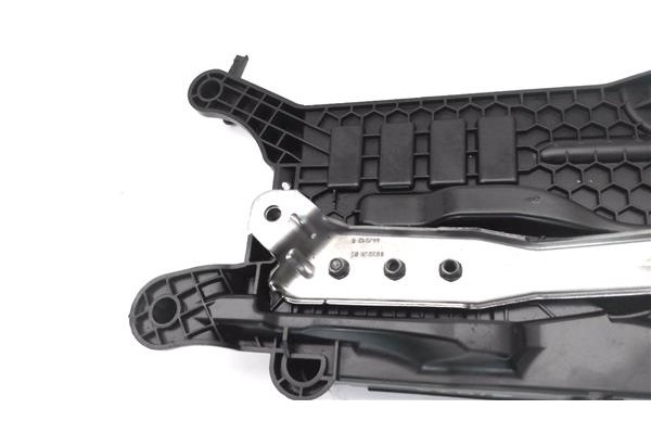 Recambio de soporte bateria para seat ibiza (kj1) 1.0 fr referencia OEM IAM 2821005  