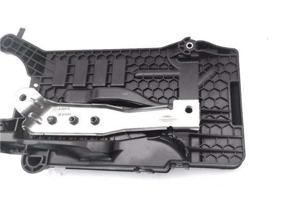 Recambio de soporte bateria para seat ibiza (kj1) 1.0 fr referencia OEM IAM 2821005  
