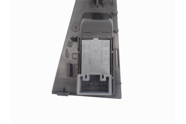 Recambio de mando elevalunas trasero derecho para seat leon (1p1) referencia OEM IAM 1P0867228A  